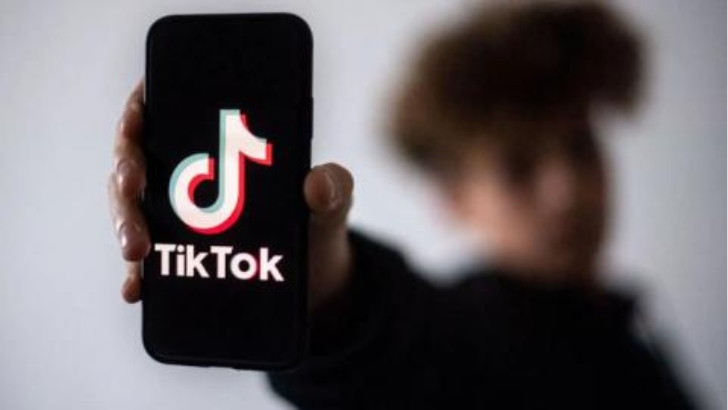 La France réfléchit (aussi) à une interdiction de TikTok pour ses fonctionnaires